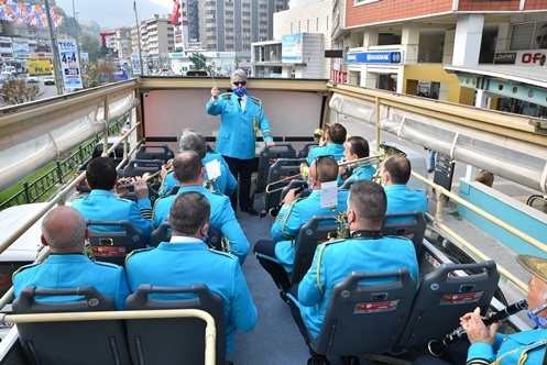 Cumhuriyet coşkusu Bursa’yı sardı