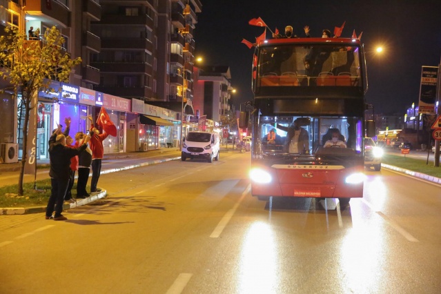 Nilüfer’de yürekler Cumhuriyet için attı