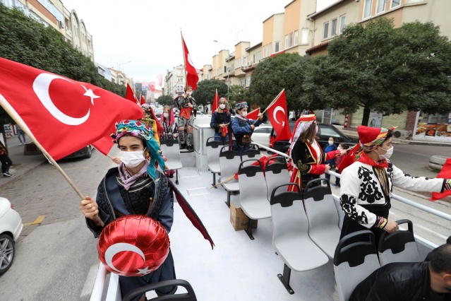 Cumhuriyet coşkusu tüm şehri sardı