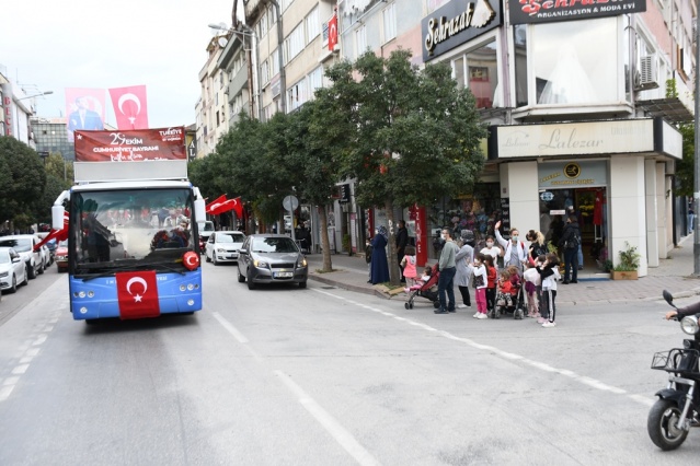 Cumhuriyet coşkusu tüm şehri sardı