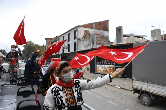 Cumhuriyet coşkusu tüm şehri sardı