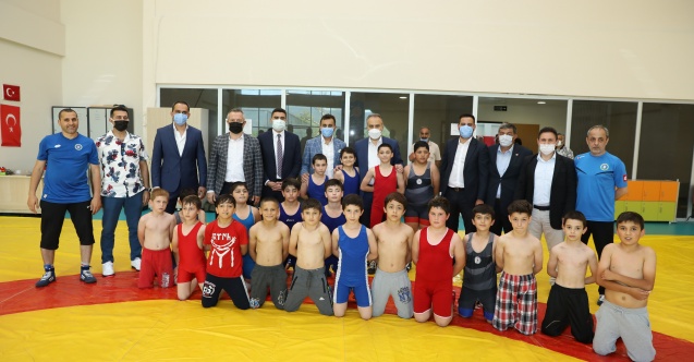 Belediyespor sporcu fabrikası gibi çalışıyor