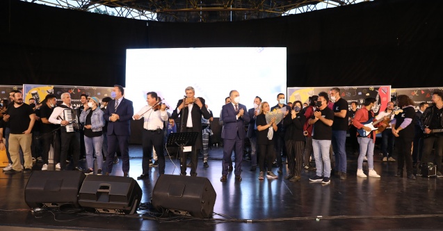 Bursa müziğe doydu