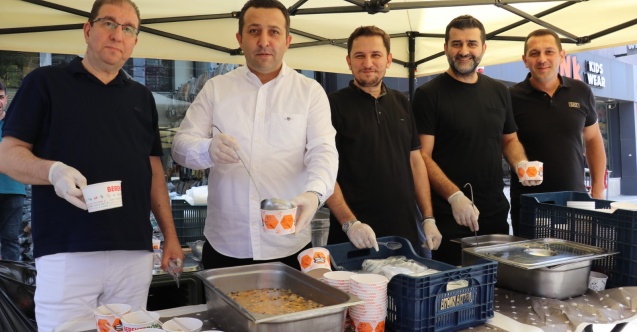 BEKSİAD aşure bereketini paylaştı