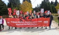 Uludağ’da yüzlerce kişi Cumhuriyetin izinde yürüdü