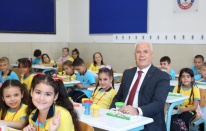Başkan Bozbey, çocukların ilk ders zili heyecanına ortak oldu
