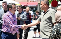 Başkan Yılmaz esnaf ve vatandaşla bayramlaştı