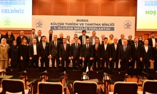 Bursa Kültür Turizm Ve Tanıtma Birliği Başkanı Oktay Yılmaz güven tazeledi