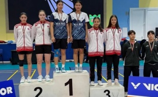 Badmintonda Osmangazi’ye çifte madalya