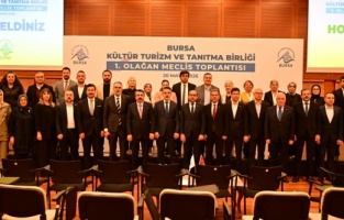 Bursa Kültür Turizm Ve Tanıtma Birliği Başkanı Oktay Yılmaz güven tazeledi