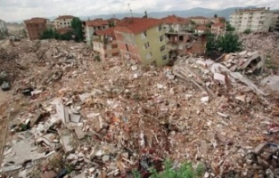Deprem gerçeği unutulmamalı!