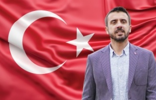 Başkan Tanır, ilçe halkını İstiklal Marşı okumaya davet etti