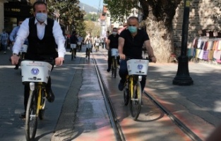 Bursa’da paylaşımlı bisiklet dönemi