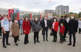 Çağdaş Türkiye Cumhuriyeti’nin kuruluşunu coşkuyla kutluyoruz