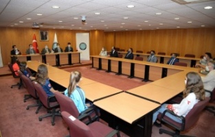 Geleceğin milli binicileri eğitimlerini BUÜ’de alacak