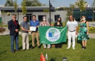 Uluslararası Eko-Okul Yeşil Bayrak Ödülü Uludağ Koleji'nin