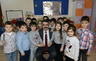 Yıldırımlı çocuklara gıda desteği