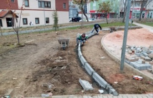 Yıldırım’da parklara bakım ve onarım