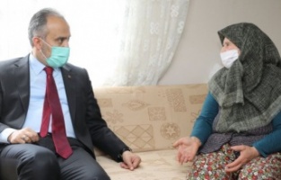 60 bin hastaya 879 bin sağlık hizmeti