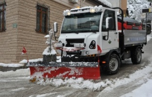 Ekipler karla mücadeleye hazır