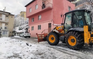 Yıldırım’da kar mesaisi başladı