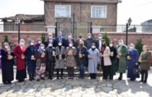 Vekil Gözgeç: “Kadın kollarımız teşkilatlarımızın omurgasıdır”