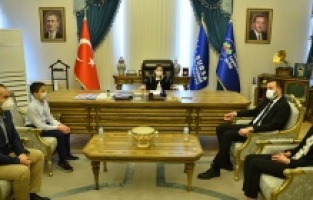 Bursa Büyükşehir’de koltuk çocukların