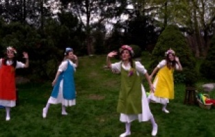 Bursa'da tiyatrodan çocuklara özel bayram oyunu