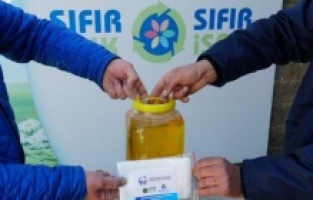 Bursa Mustafakemalpaşa’da atık yağını getirene maske hediye