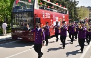 Bursalı çocuklara 23 Nisan sürprizi