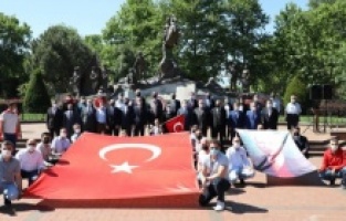 İnegöl'de milli mücadelenin 102. yılı coşkuyla kutlandı