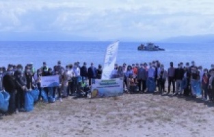 Vekil Ahmet Kılıç’tan çevre temizliğine destek