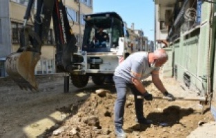 Yıldırım'da Yeşil’in yolları yenileniyor