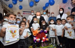 Ana Kucağı’nda karne heyecanı