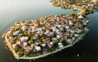 Gölyazı çiçek açacak