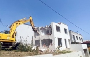 Mudanya’da kaçak yapılaşmayla mücadele sürüyor