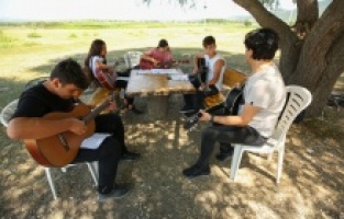 Nilüferli çocuklar sanatla iç içe