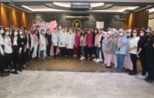 ‘Meme Kanserine Veda Notu’ panosu