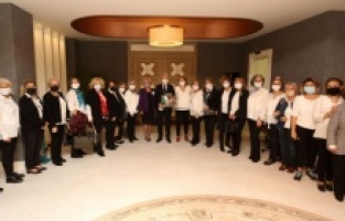 Nilüfer Kadın Korosu’ndan Başkan Erdem’e ziyaret