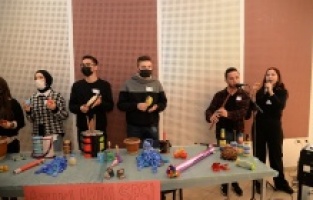 Atıkları sanat eserine dönüştürdüler