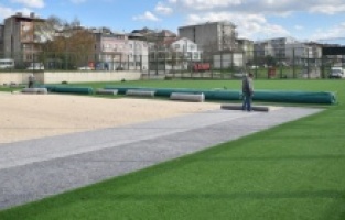 Büyükşehir Emek sahasını sil baştan yeniledi