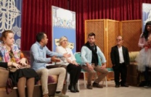 Gündüz işyerlerinin gece sahnenin tozunu attırıyorlar