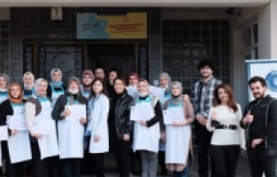 İşaret diliyle pasta börek yaptılar