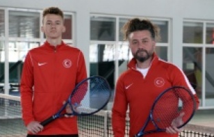 Osmangazili Raket Sessizliğini Kortta bozacak