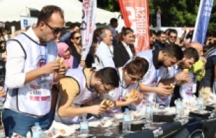 11 tahinli pide 10 altın kazandırdı