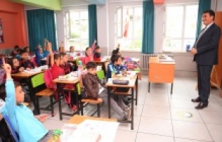 Başkan Dündar, 12 bin 200 öğrenci ile buluştu