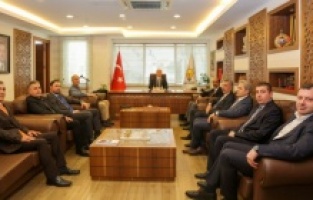 ARTKAFKON’dan AK Parti’ye nezaket ziyareti