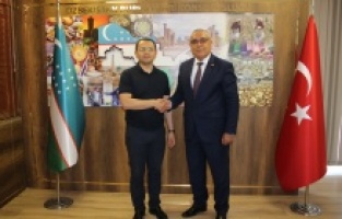 Özbekistan, sağlık hizmetlerinde Türkiye’yi örnek alıyor