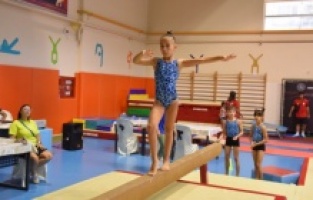 Cimnastikte Yıldırım fırtınası