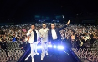 Osmangazi Meydanı’nda coşku başladı